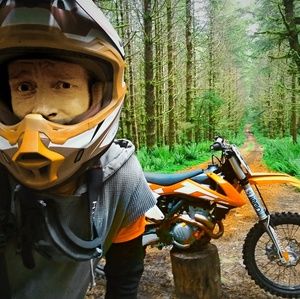 Meet your Posher, Cody